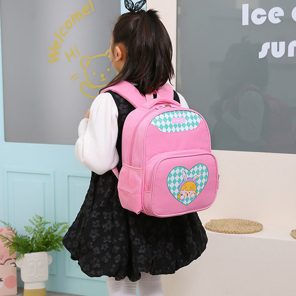 Gyermek hátizsák zsebbel, különböző színekben