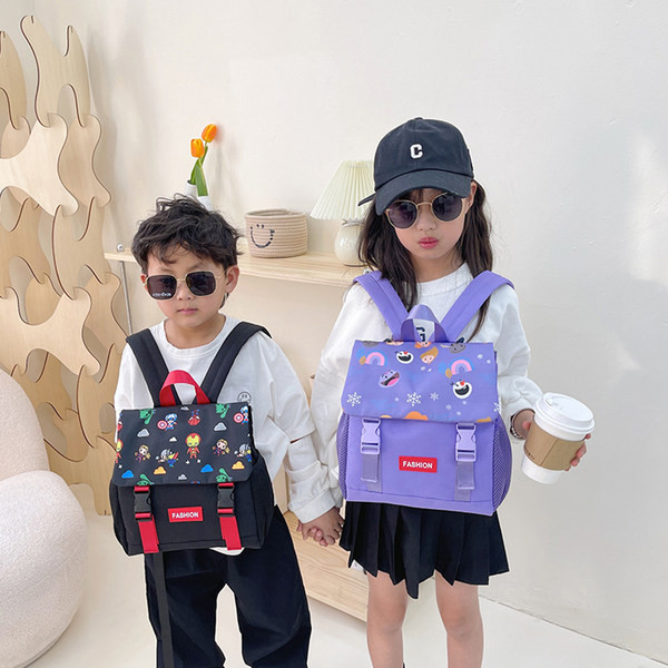 Stílusos rátétes hátizsák fiúknak és lányoknak