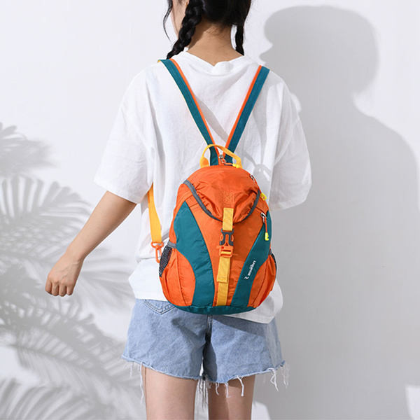 Dječji ruksak s kopčom