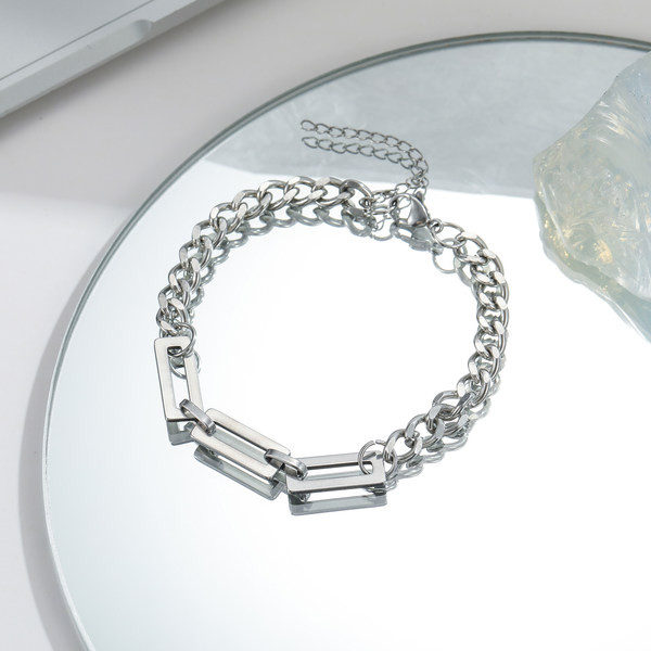 Rokassprādze no titāna tērauda ikdienas modelis