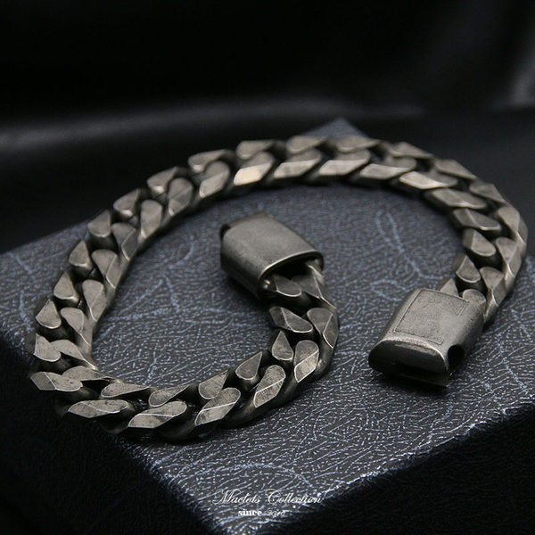 Vīriešu retro modeļa rokassprādze ar titāna tēraudu