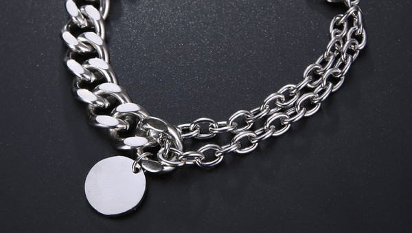 Elegantna muška narukvica