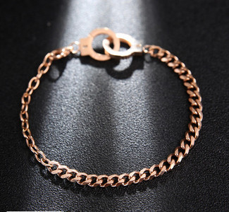 Vīriešu rokassprādze - trīs krāsās