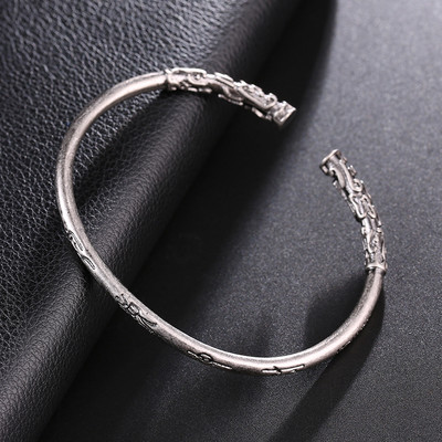 Vīriešu ikdienas rokassprādze trīs krāsās