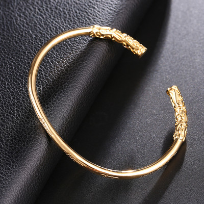 Vīriešu ikdienas rokassprādze trīs krāsās