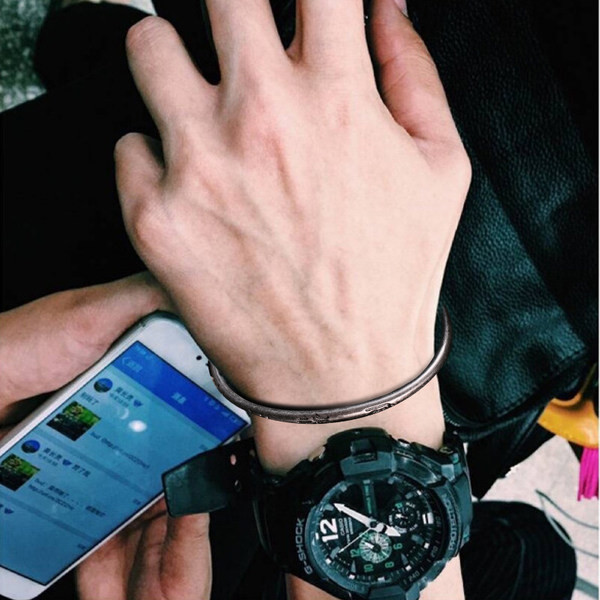 Vīriešu ikdienas rokassprādze trīs krāsās