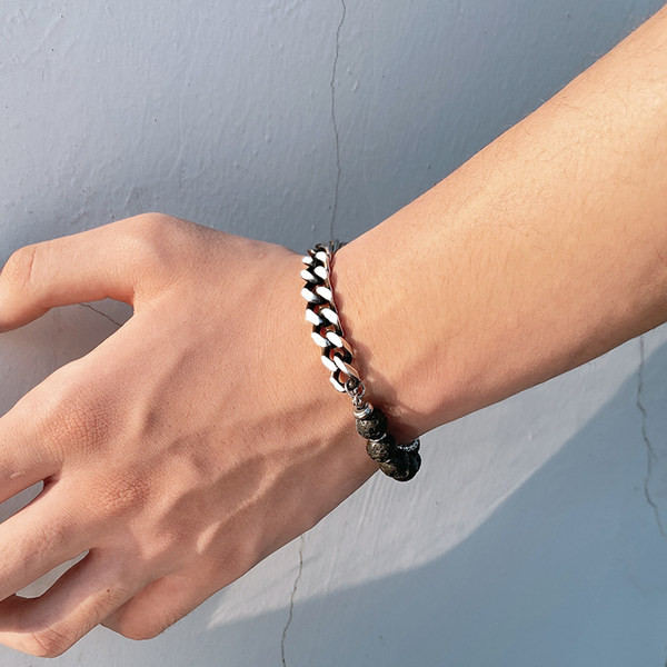 Férfi titán karkötő kövekkel