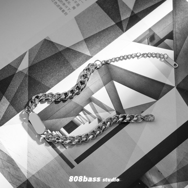 Moderna titāna tērauda rokassprādze vīriešiem