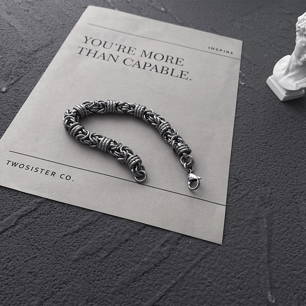 Retro stílusú titán acél férfi karkötő