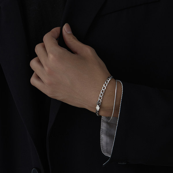 Férfi báj karkötő