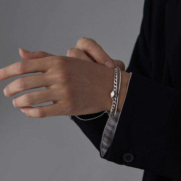 Férfi báj karkötő