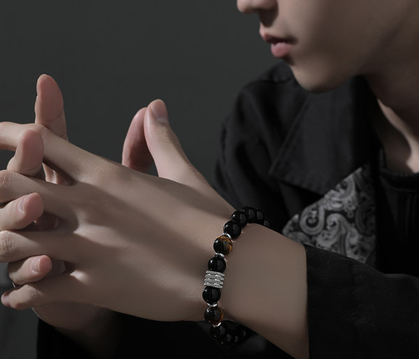 Vīriešu rokassprādze ar pērlītēm