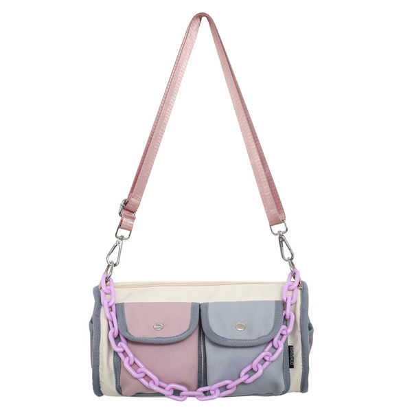 Kis gyerektáska zsebbel és vállfogantyúval