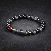 Ανδρικό βραχιόλι με χάντρες σε διάφορα χρώματα