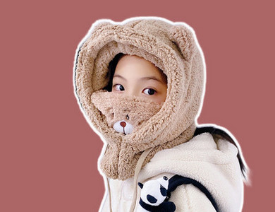 Dječja kapa s 3D elementom