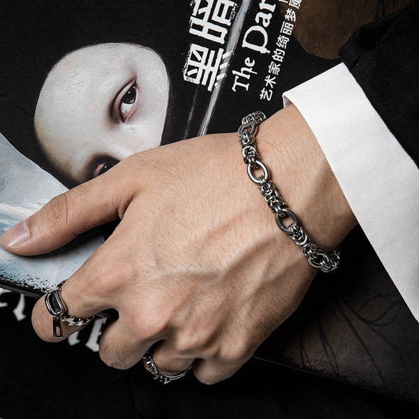 Tērauda vīriešu rokassprādze sudraba krāsā