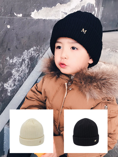 Gyermek téli sapka mintával