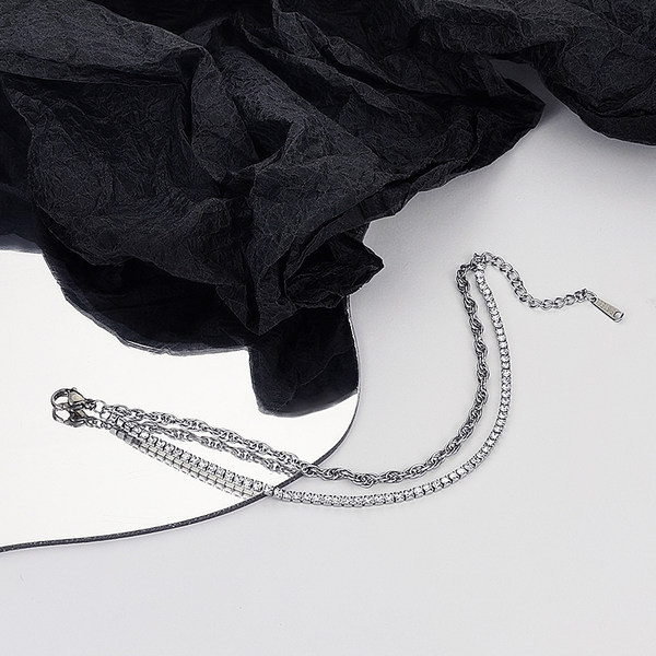 Férfi karkötő ezüst és arany színben - két modell