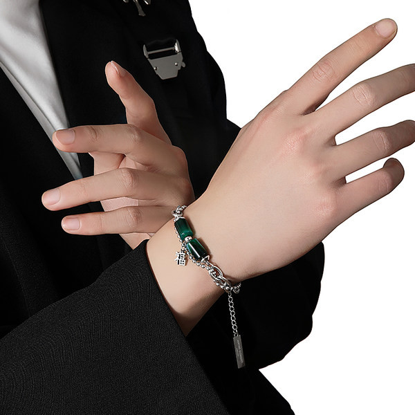 Vīriešu rokassprādze no titāna tērauda ikdienas modeļa