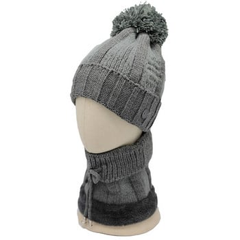 Зимна детска шапка -шал с връзки и топла подплата 