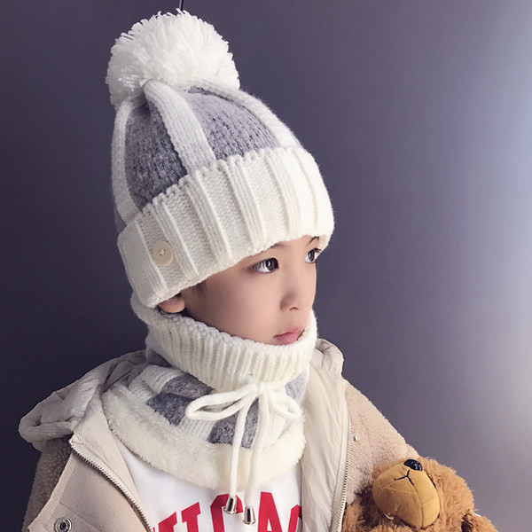 Ziemas bērnu cepure - šalle ar mežģīnēm un siltu oderi