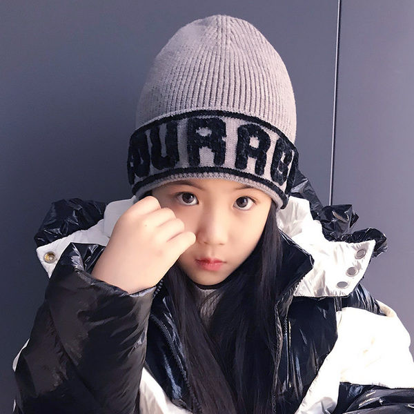 Bērnu ikdienas cepure ar izšuvumu