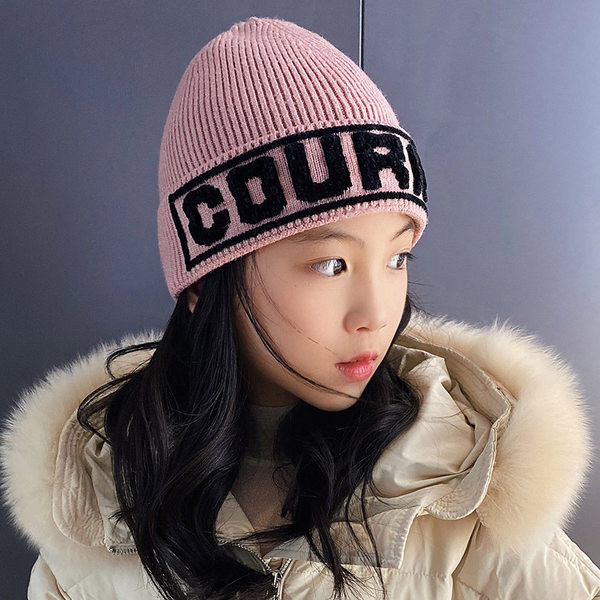 Bērnu ikdienas cepure ar izšuvumu