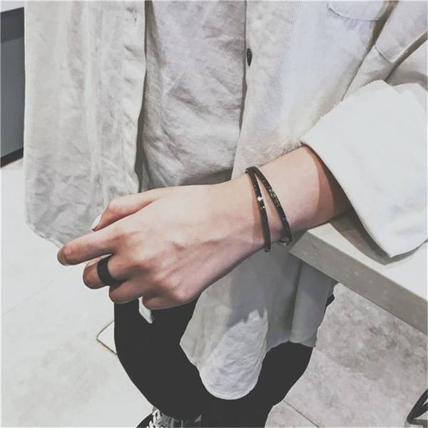 Ikdienas vīriešu rokassprādze vairākās krāsās