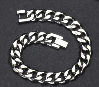 Įprasta vyriška pintinė apyrankė