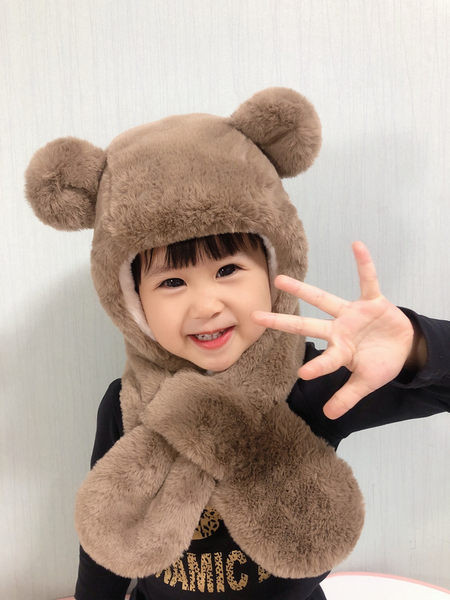 Ziemas bērnu cepure ar oderētu šalli