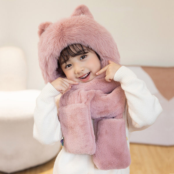 Παιδικό καπέλο με χνούδι και κορδόνια