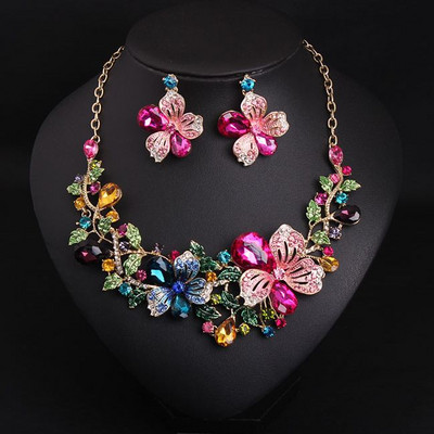 Női ékszer szett virágmotívumokkal