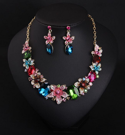 Női ékszer szett virágmotívumokkal