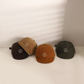 Παιδικό καπέλο ριγέ με γείσο και κέντημα