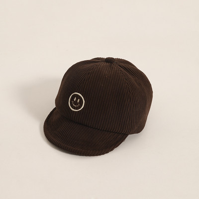 Παιδικό καπέλο ριγέ με γείσο και κέντημα