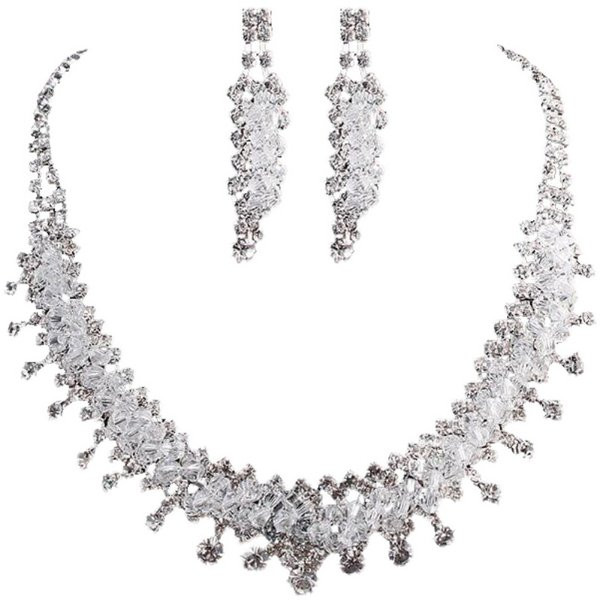 Elegáns női kövekkel díszített fülbevaló és nyaklánc szett