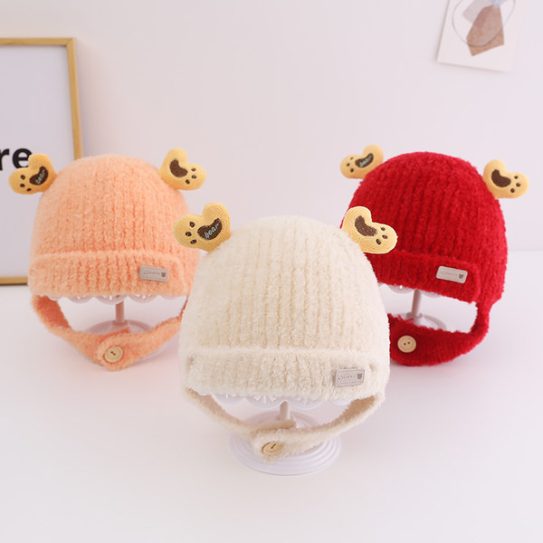 Bērnu plīša cepure ar 3D elementu