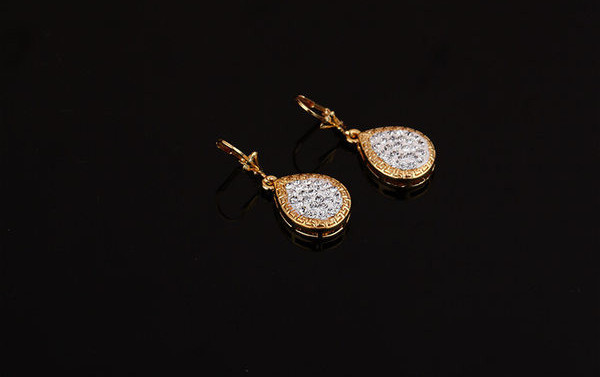 Moderns sieviešu 4-daļīgs komplekts ar dekoratīviem akmeņiem