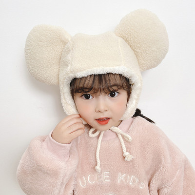 Pufīga bērnu cepure ar 3D elementu meitenēm