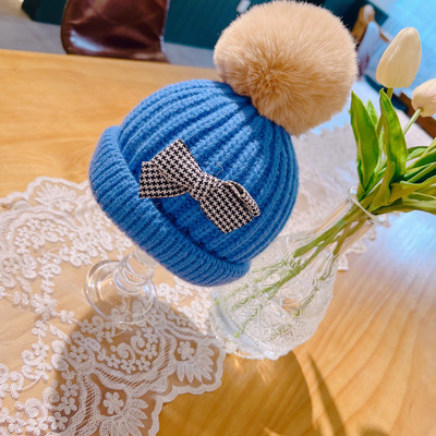 Adīta bērnu cepure ar lentīti meitenēm