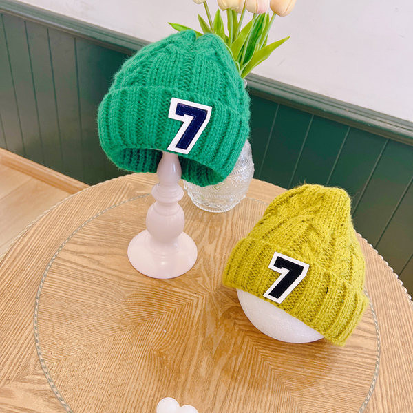 Bērnu adīta cepure meitenēm un zēniem