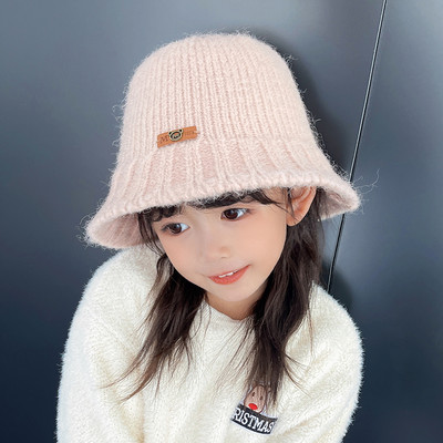 Modna dječja kapa s logom za djevojčice