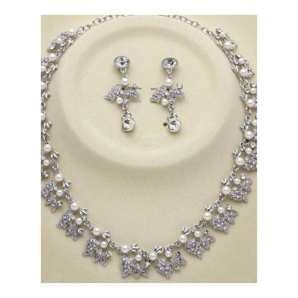 Ženski komplet - sa biserima