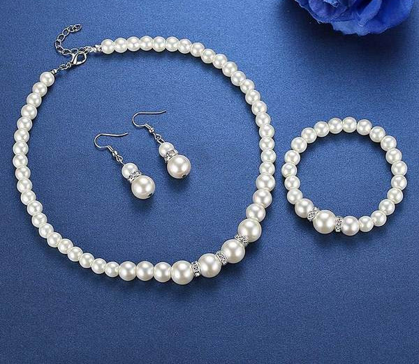 Sieviešu formāla pērļu kaklarota, rokassprādze un auskaru komplekts