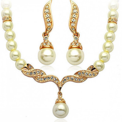 Három részes női gyöngyös szett