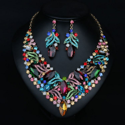 Ženski set sa kamenčićima u boji