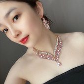 Divatos kőből készült fülbevaló és nyaklánc szett nőknek