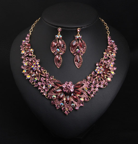 Γυναικείο κομψό σετ σε τρία χρώματα