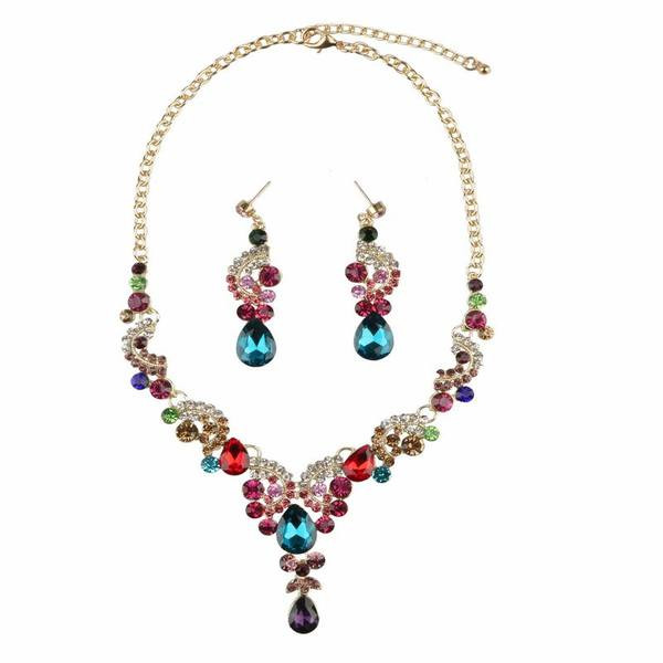 Moderna ženska ogrlica i naušnice s kamenčićima u boji