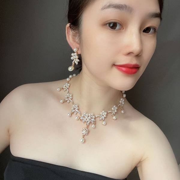 két részből álló készlet - díszgyöngyökkel